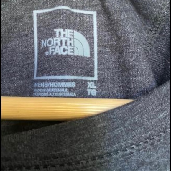 The North Face men’s long sleeve shirt NWOT - Picture 11 of 16